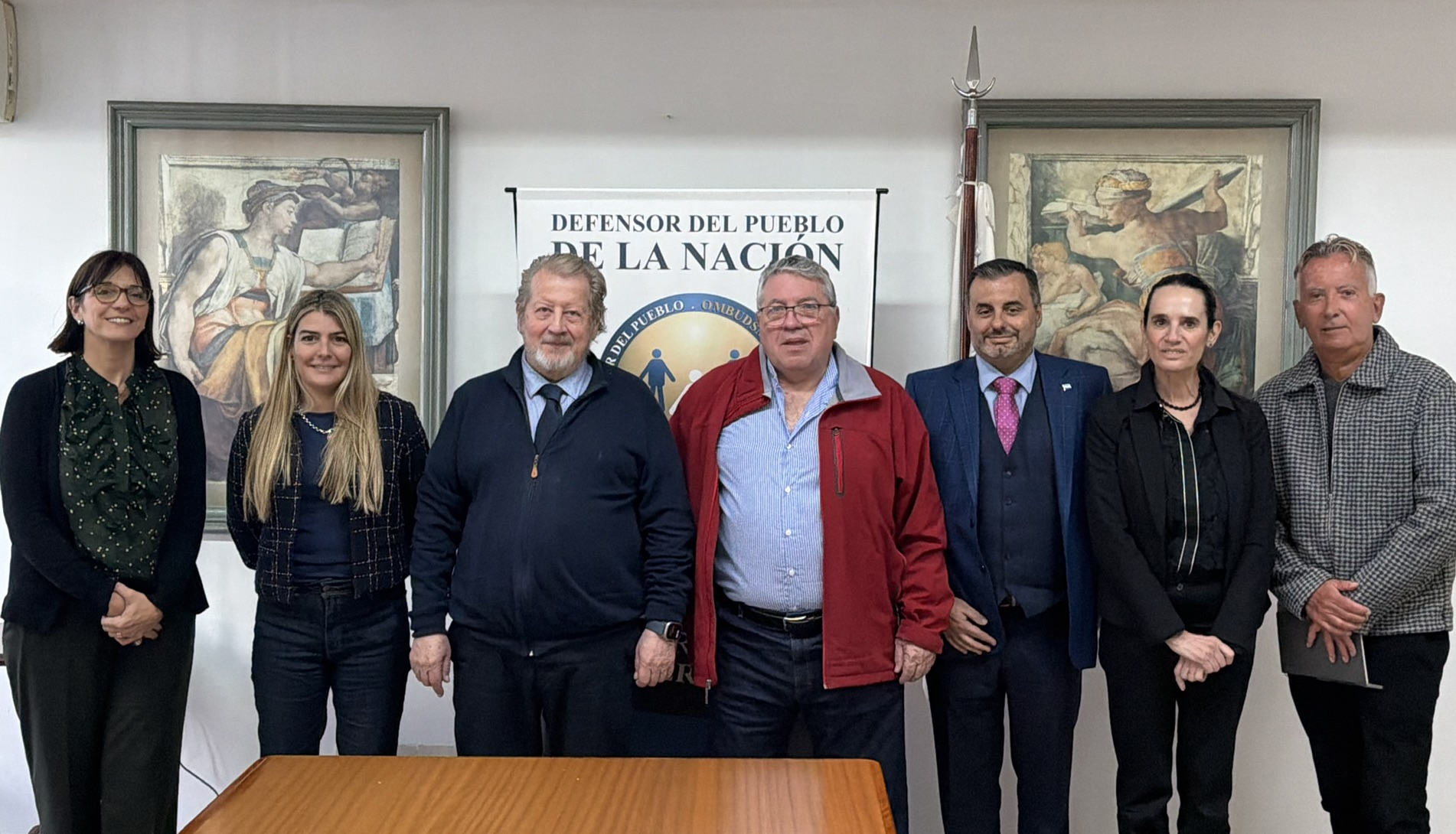 La Defensoría del Pueblo de la Nación recibió la visita de defensores del pueblo comunales de la provincia de Neuquén